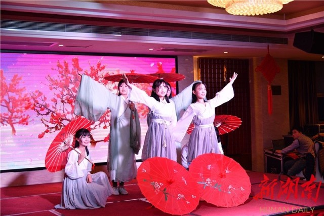 ˵��: http://s.image.hnol.net/x/640x0/auto/http:/img1.voc.com.cn/UpLoadFile/2019/01/27/20190127223446524.jpg